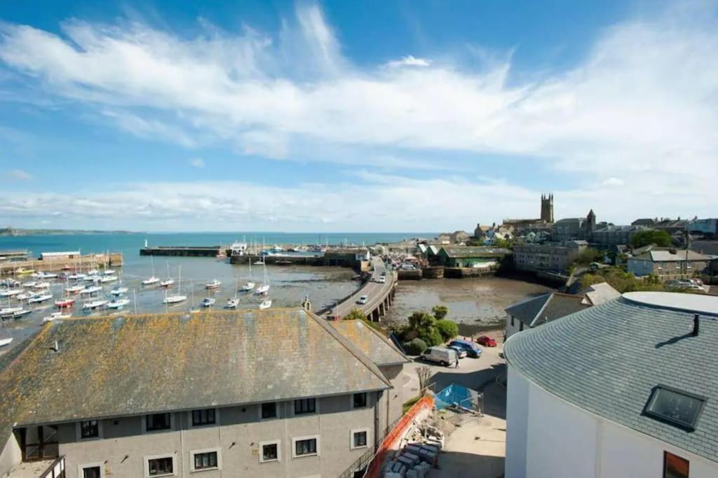 Spacious 1 Bedroom Apartment Near Seafront Penzance Exterior photo